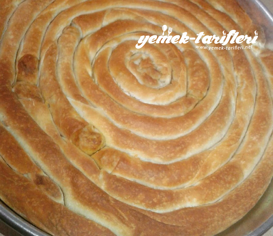 el-acmasi-patatesli-borek